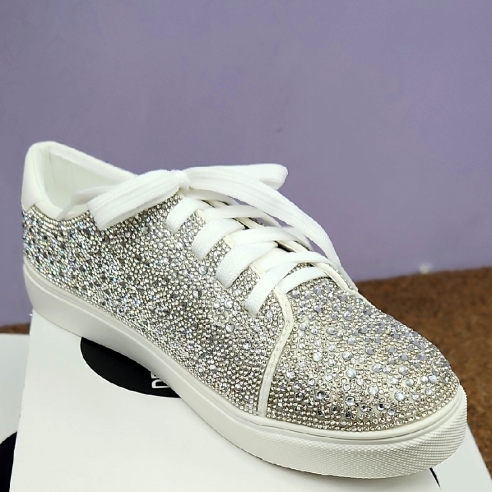 De Blossom Collection Silver and White Glitter Sneakers
